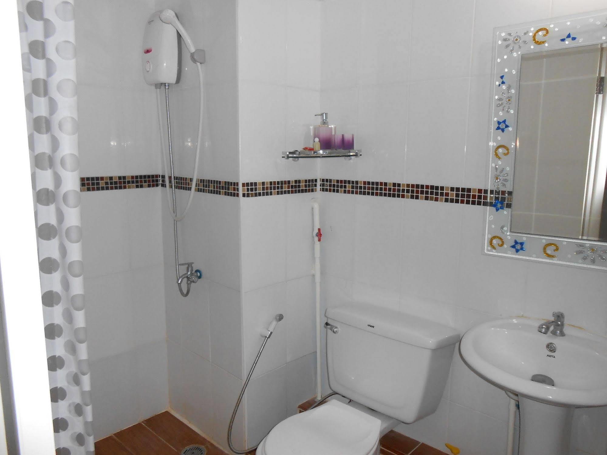 Mt-Room Pak Kret Exteriér fotografie